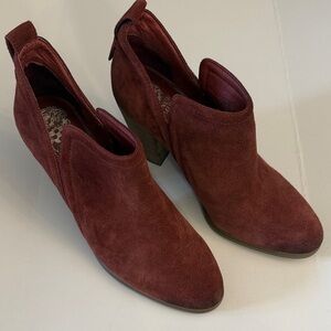 Vince Camuto "Francia" Booties